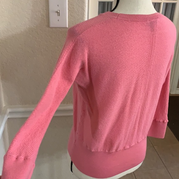 Talbots pink crew neck long sleeve merino wool knit sweater MED - Picture 8 of 16